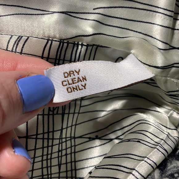 Boss Babe, WALTER BAKER, knit, button skirt!! - Picture 10 of 13